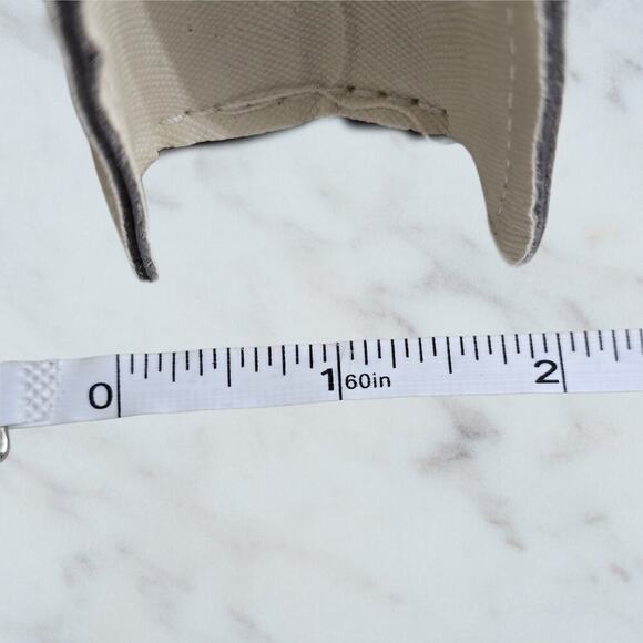 Mini White Crossbody Coin bag - Picture 6 of 6